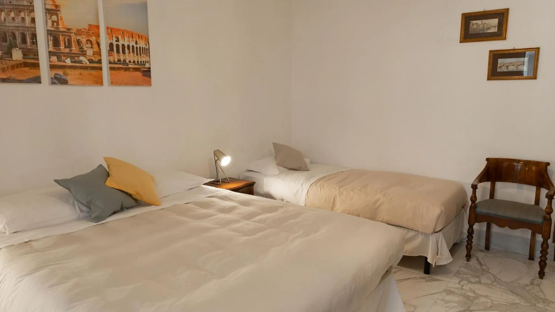 Martina A Piazza Del Popolo Hotel Rome Italy