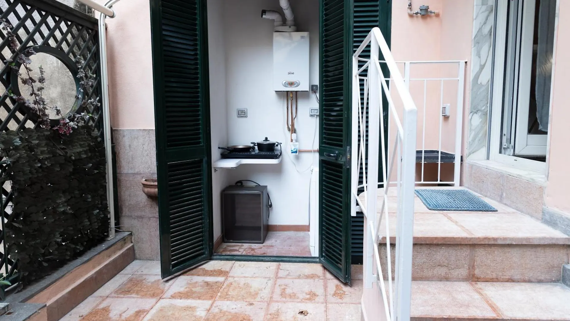 Martina A Piazza Del Popolo Hotel Rome